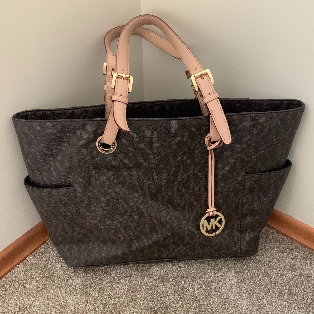 Large Michael Kors Jet Set Tote